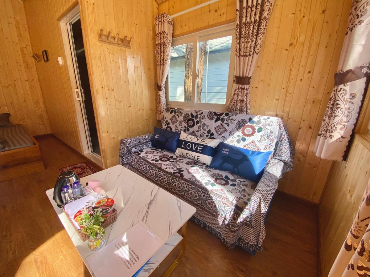 Henisi Homestay Mang Den Kon Von Kla Exterior foto